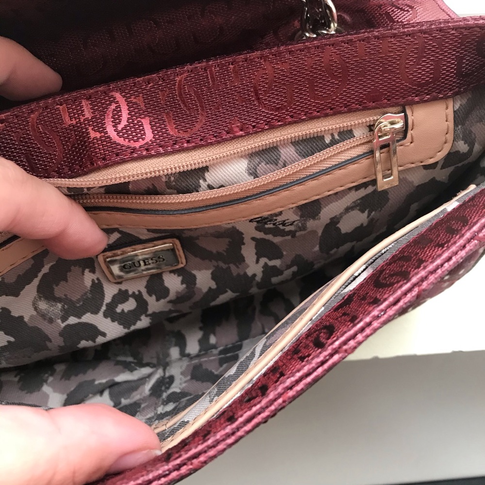 Guess shoulder bag - Picture 9 of 11